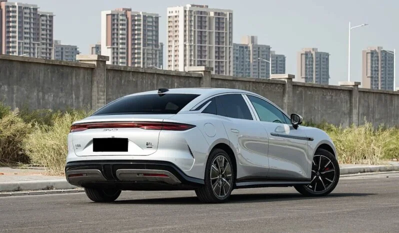 BYD HAN L EV 701KM LiDAR Premium Edition 2025 - Image 3