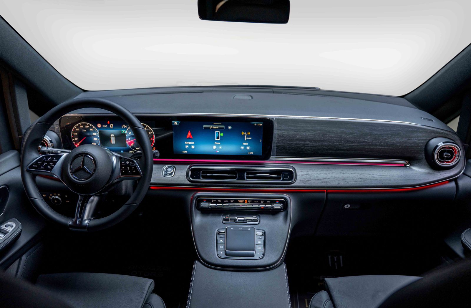 Mercedes-Benz V 300 - Image 3