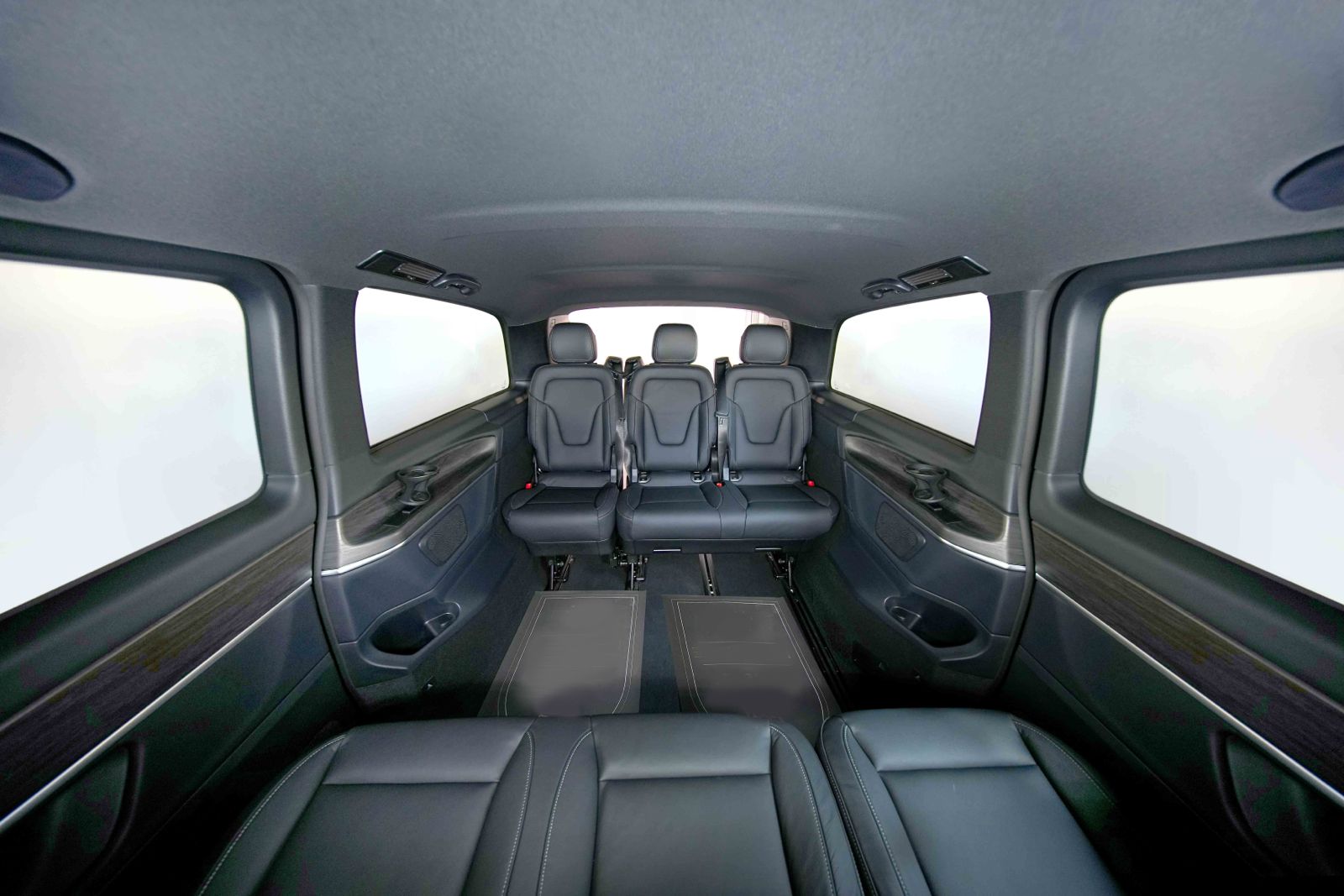 Mercedes-Benz V 300 - Image 4