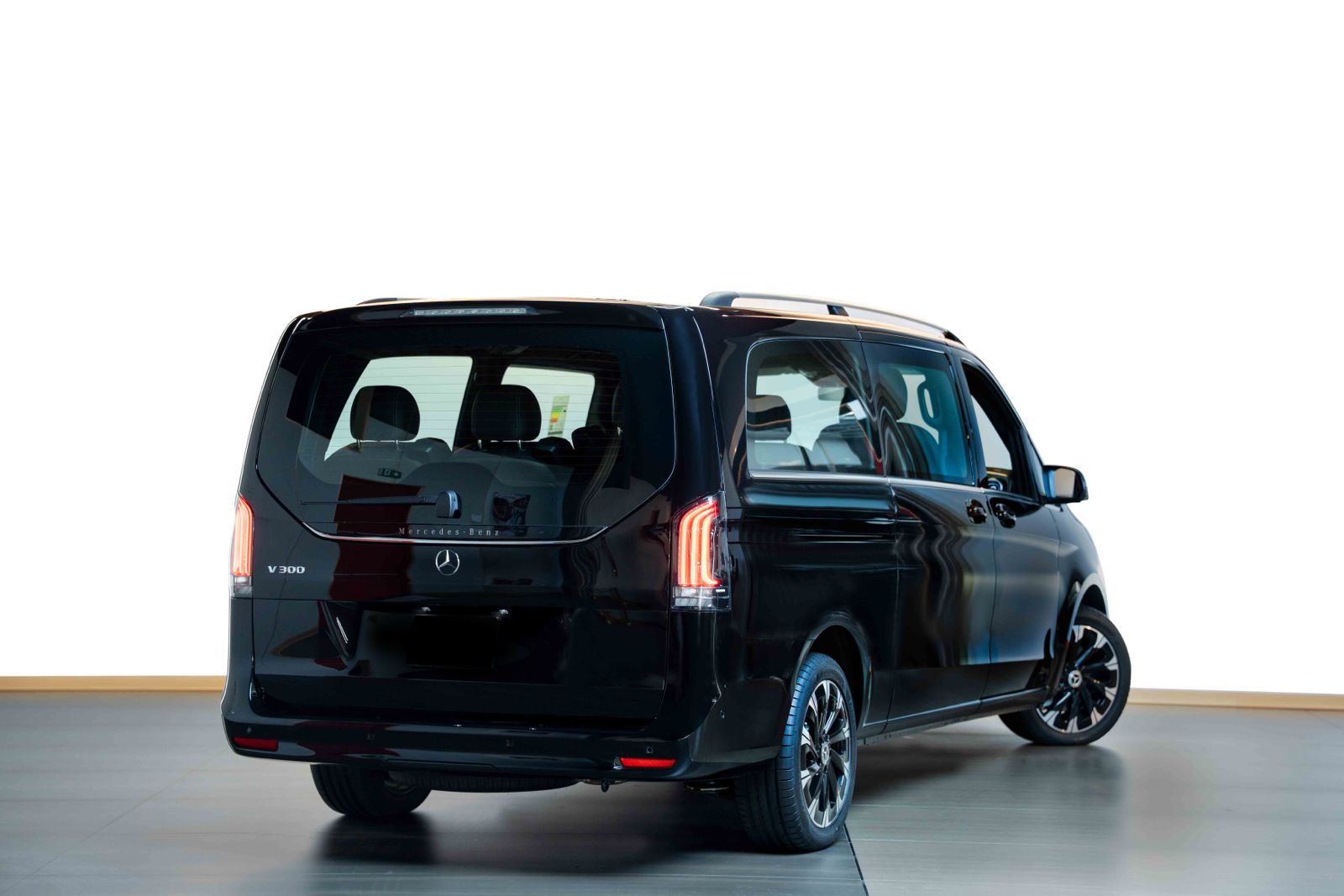 Mercedes-Benz V 300 - Image 5